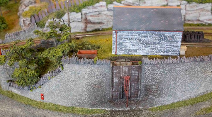 Tan-yr-Allt Roger Christian 4