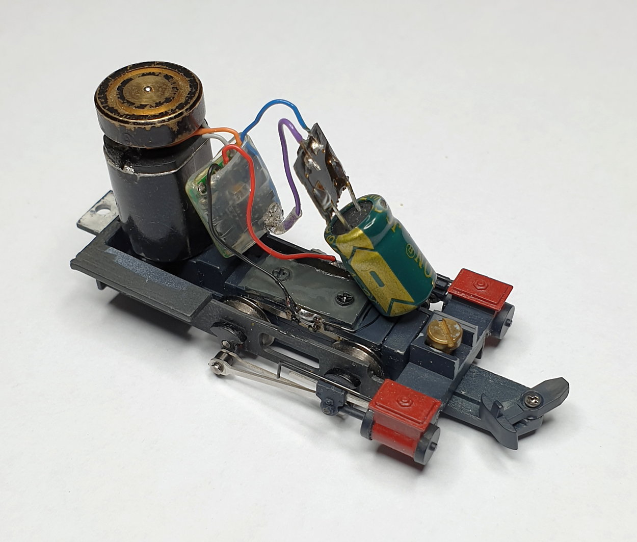 Decoder, PCB, Capacitor – Steve's Narrow Gauge Railway Adventure