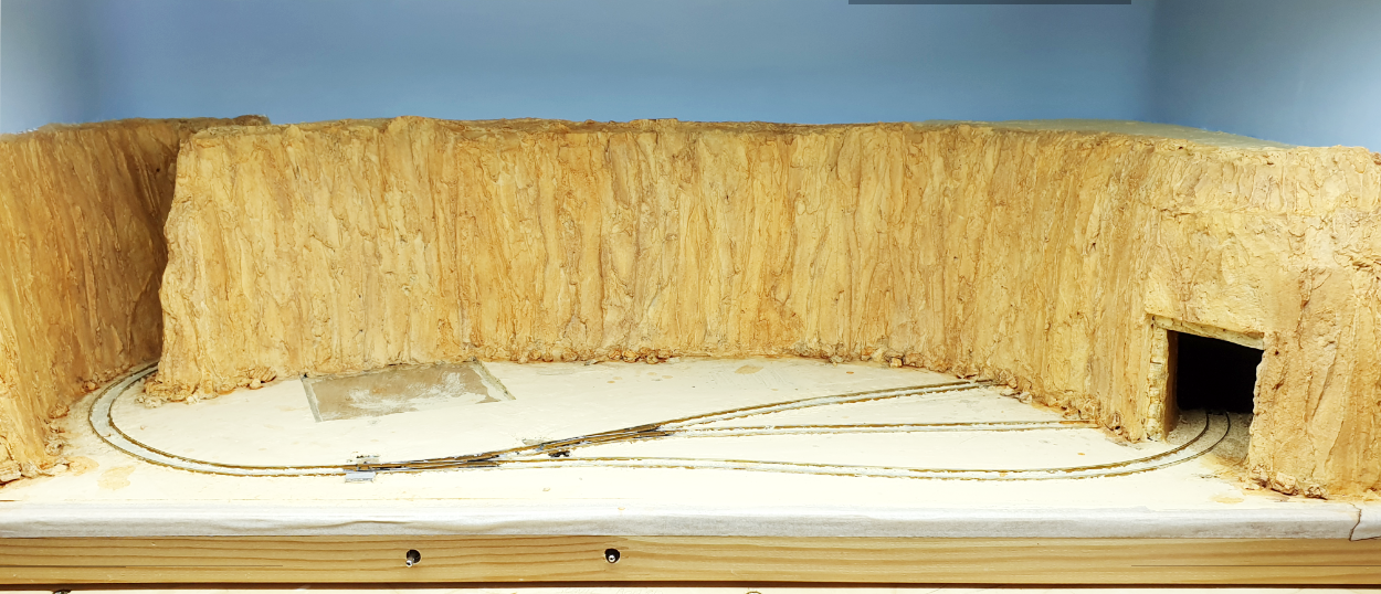 Painting the Rock Faces – Steve's Narrow Gauge Railway Adventure