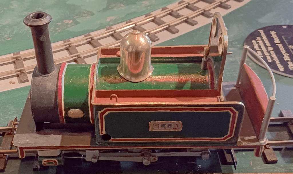 Lovely 1:12 scale Sir Arthur Heywood locomotive, Katie