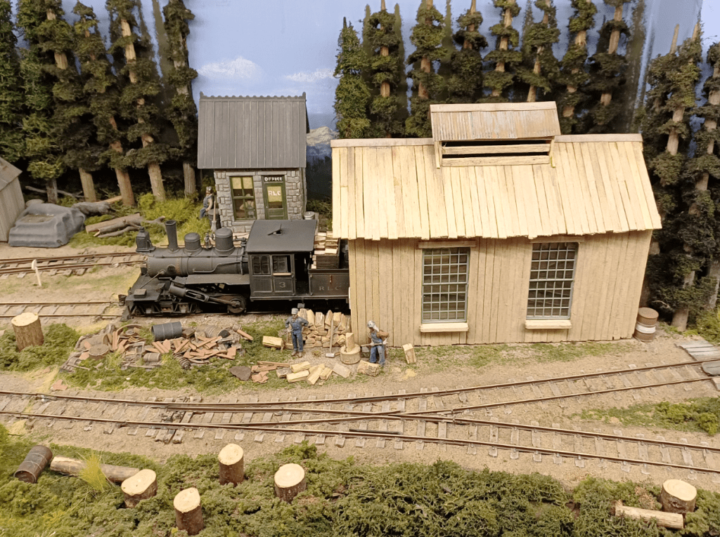 Redwood Lumber - On30 - model railroad.
