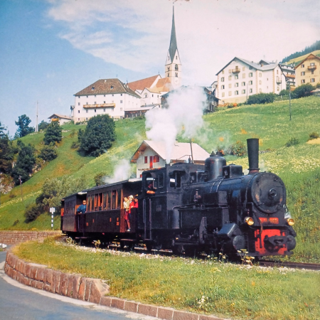Historic photograph of the Val Gardena Railway, Ferrovia della Val Gardena, Grödner Bahn, Ferata de Gherdëina.