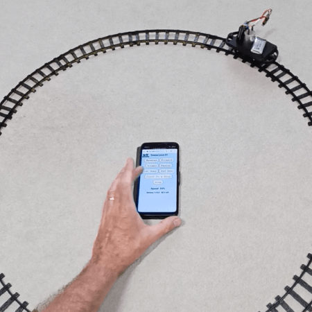 Test Run of an SM32 Loco Chassis powered by a Loco Remote controller