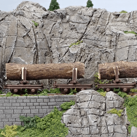Narrow gauge logging train on a HOf scale 6mm gauge narrow gauge micro model railway layout